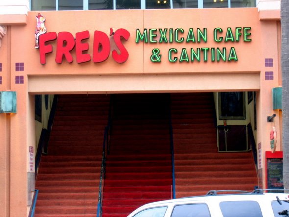 Mexican_Freds-Cafe-and-Cantina_Sign